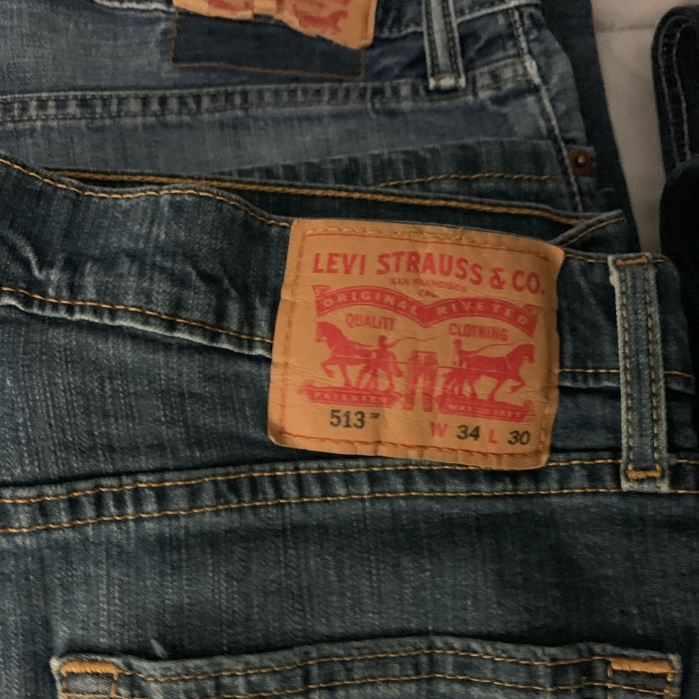 6 pr. of Levi’s 513 Sz. 32/32